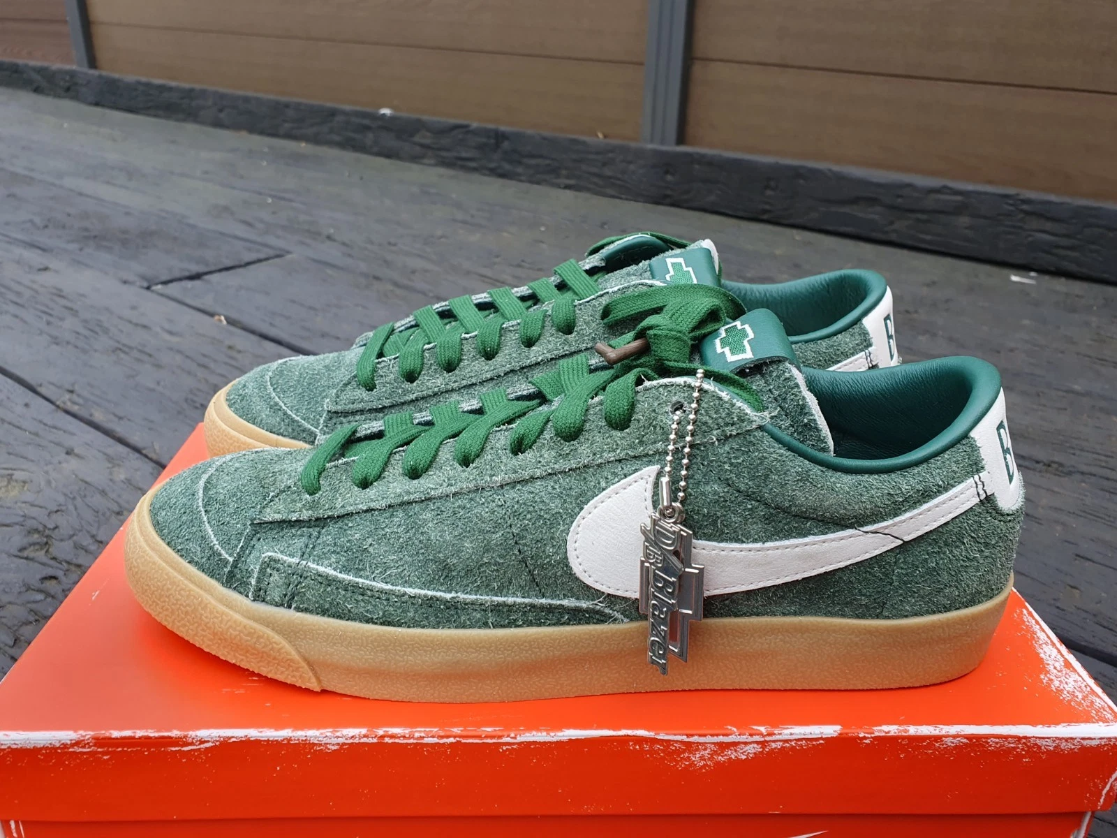 Nike Blazer Low Book Chevy Team Dark Green All Sizes HV2197 300 Devin Booker NBA