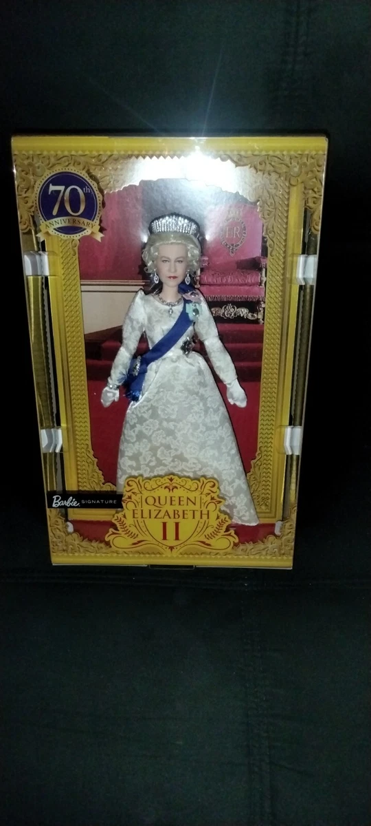 Mattel Barbie Signature Jubilé de Platine Queen Elizabeth II