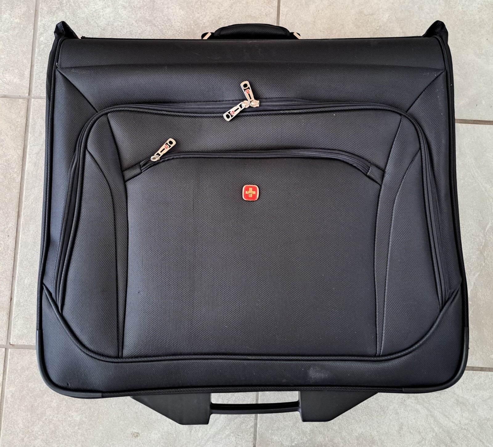 SwissGear Premium Rolling Garment Bag Blackwith Hanging Feature eBay
