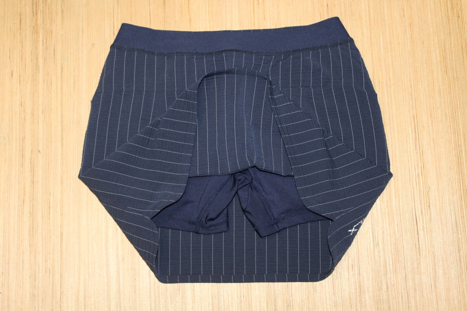 Womens RLX Ralph Lauren Golf Skort Navy Blue Seersucker Textured Striped SMALL