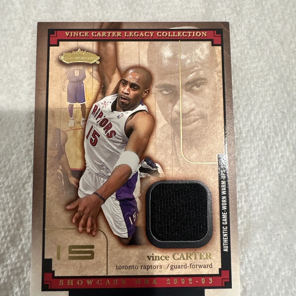 🔥🔥VINCE CARTER🔥🔥2002 FLEER SHOWCASE UNIFORM SWATCH - Image 2 of 4