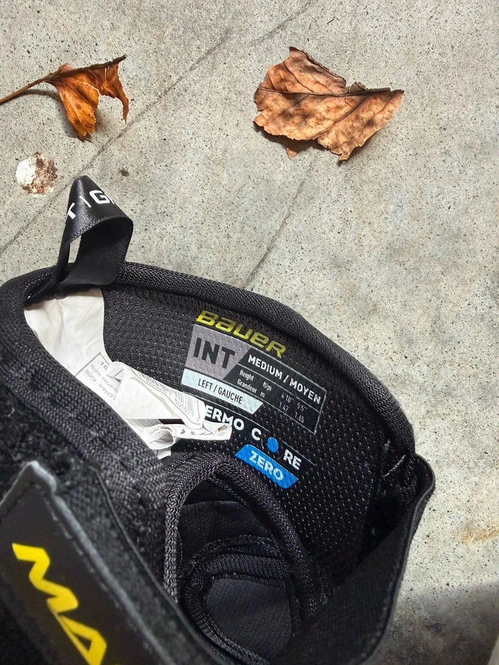 Bauer Supreme Mach Ice Hockey Elbow Pads Intermediate Size Medium (0911-1813) - Image 3 of 3