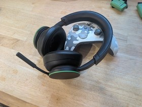 Microsoft Xbox Series X 4K UHD Console Black with Camouflage Controller, Headset