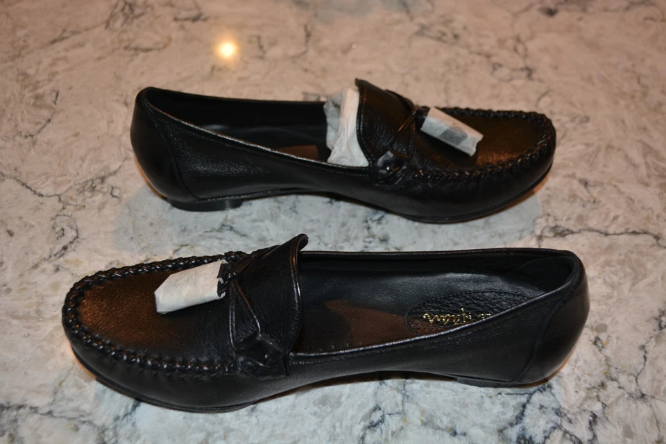 Cole Haan Women's Black Farrah Moc Tasseled Loafers, Sz. 9.5 B, New In Box - Image 3 of 4