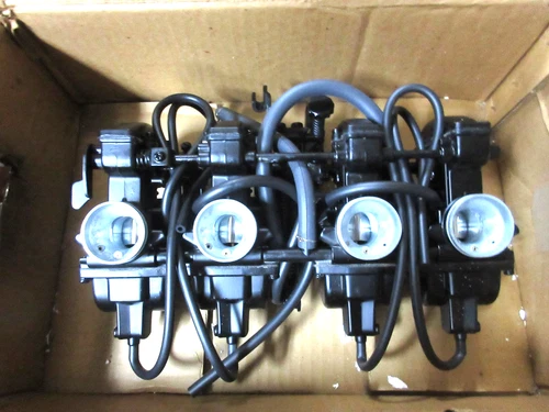 1981  KAWASAKI  KZ550D  NOS  CARBURETOR ASSY   GPZ550              16001-1413
