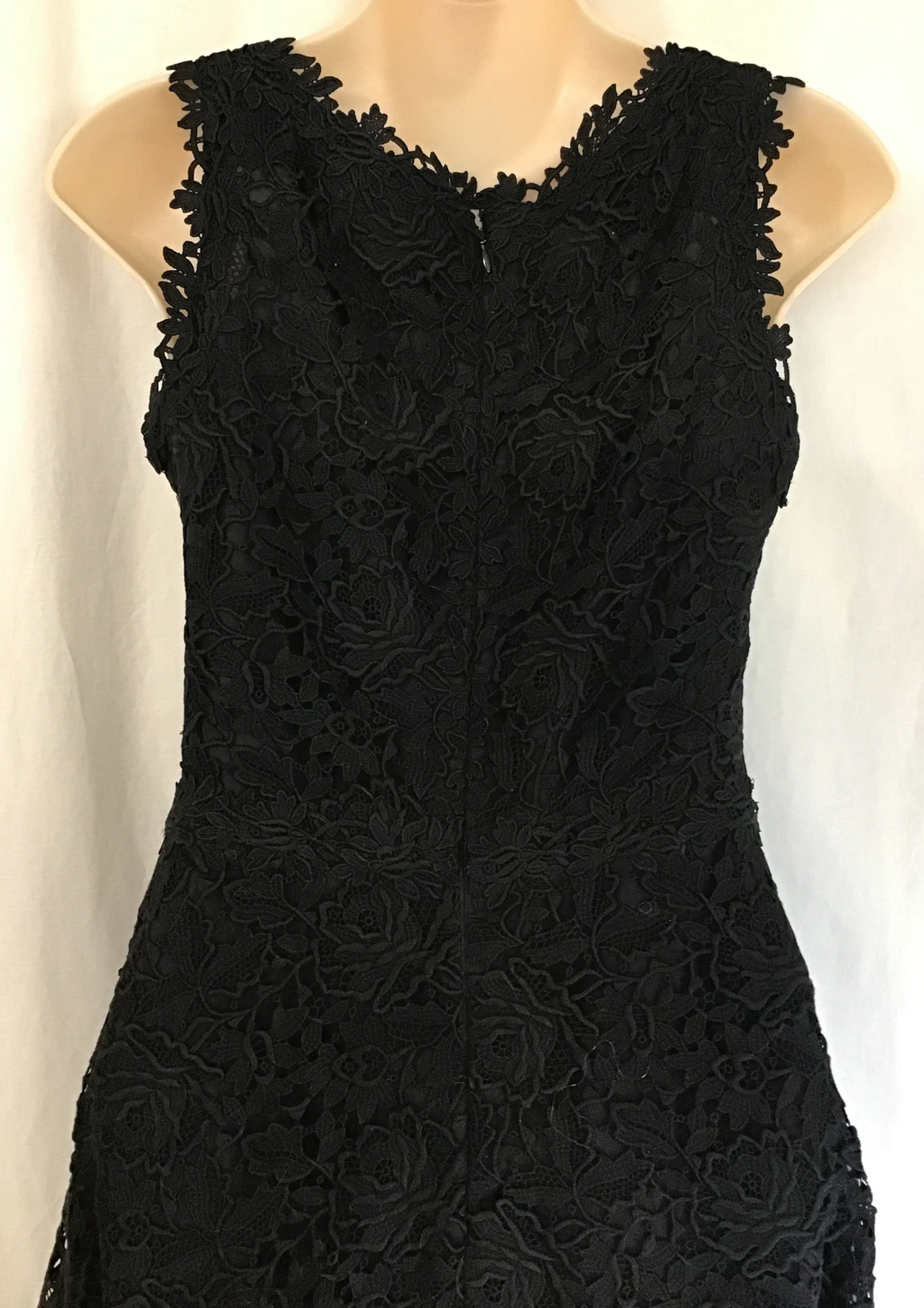 Abito Valentino senza maniche nero floreale ricamato taglia 2 nuovo con etichette $5980