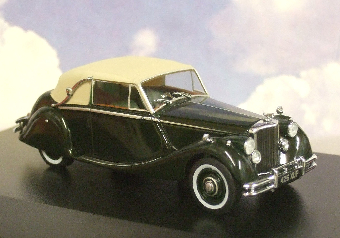 OXFORD 1/43 1948-1951 JAGUAR MKV MK5 CLOSED DHC BRITISH RACING GREEN 43JAG5002