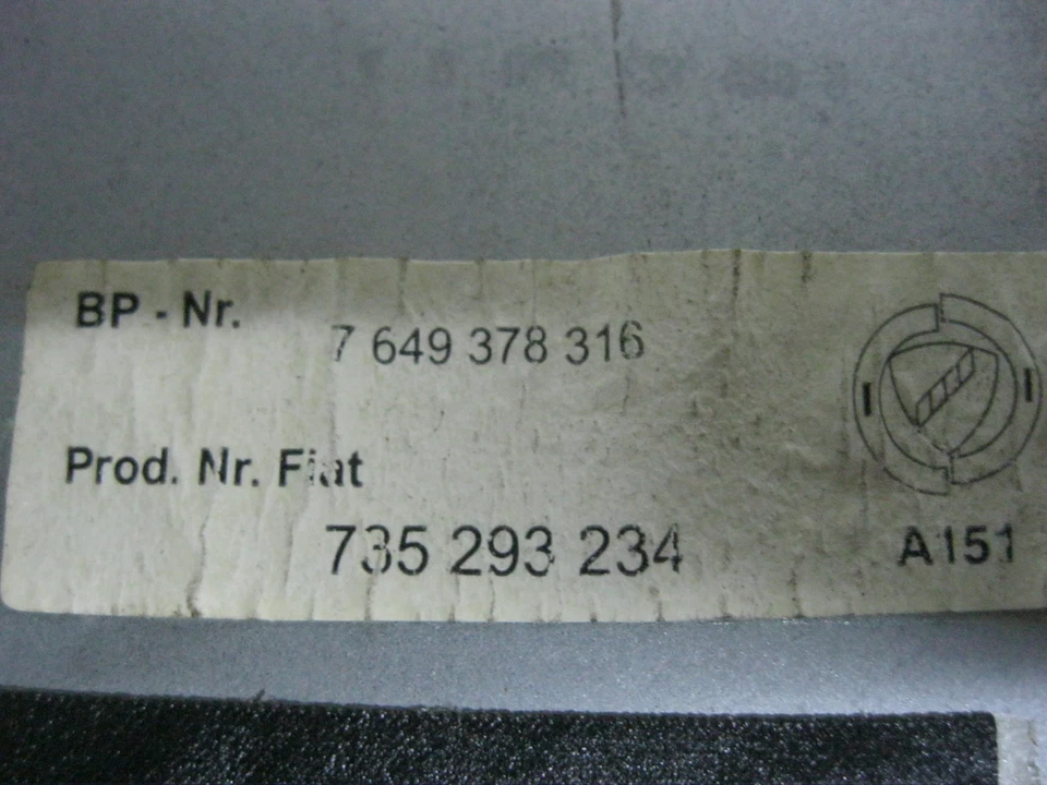 Alfa Romeo 147 1.6 Twin Spark 937 Radio 735293234 - Bild 3 von 4