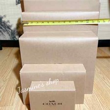 new coach authentic gift box -brown Collapsible size small - lager