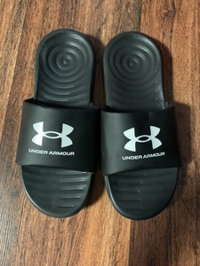 under armour women's slides size 8