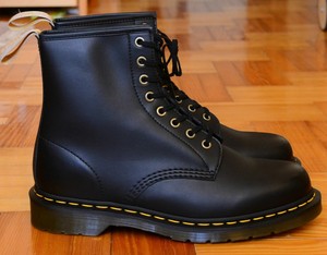 dr martens 1460 43