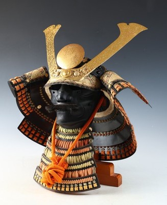 Japanischer Samurai tragbarer Kabuto Helm mit Maske Marutake Kohnin