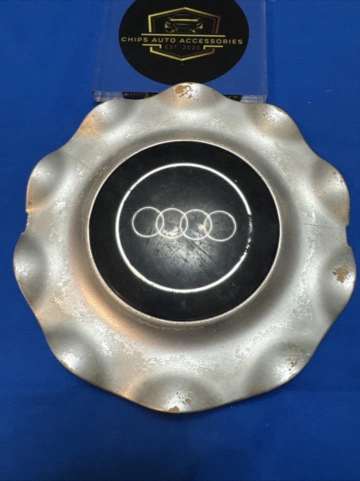 Центральный колпак ступицы колеса AUDI 90 100 A6 S4 CABRIOLET 15 дюймов серебристый 4A0601165B Y1 - Изображение 2 из 4