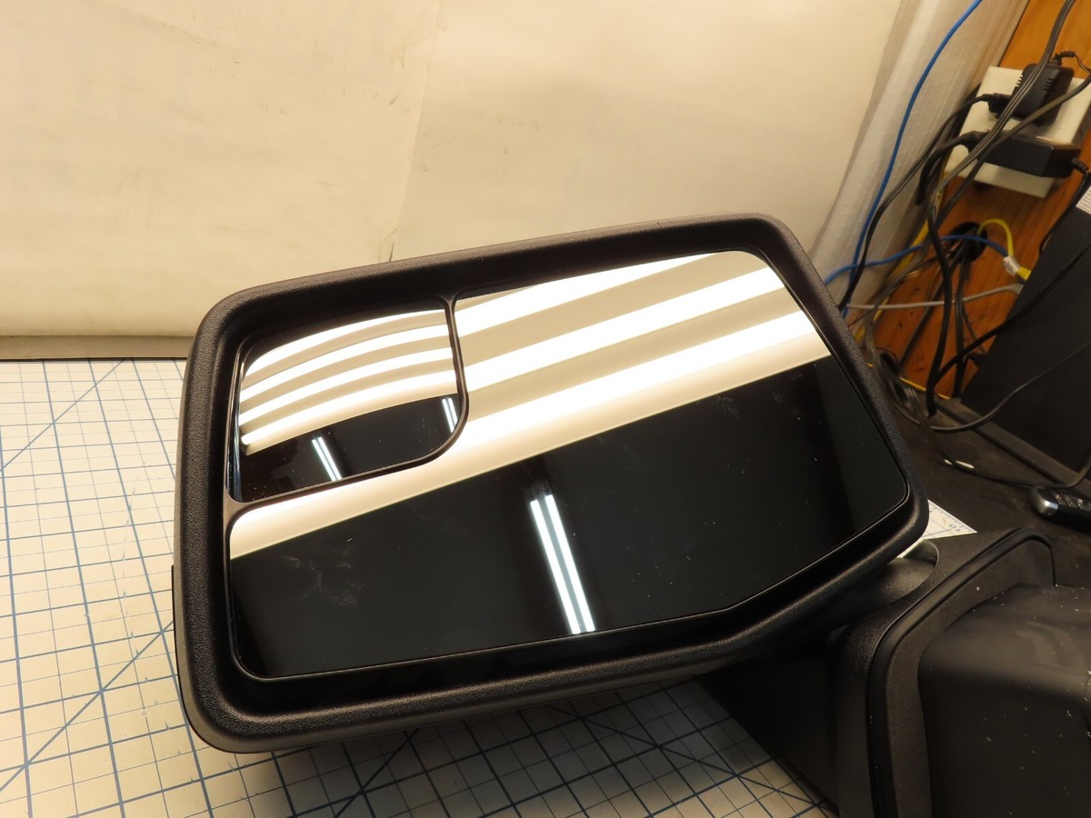 GM 84823218 Drivers Side View Power Mirror 5 Terminal No Cap LH
