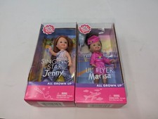Lot of 2 Kelly Club All Grown Up Singing Star...