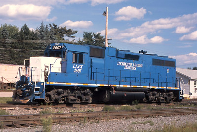 Originaldia: LLPX Lok Leasingpartner GP38-2 2607 - an SLR geleast