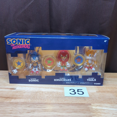 020825 Sonic The Hedgehog 3 Piece 3'' Figurine Set Sonic Knuckles Tails 