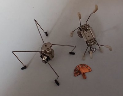 KIKKERLAND, Mechanisches Aufziehspielzeug, Cosmojetz