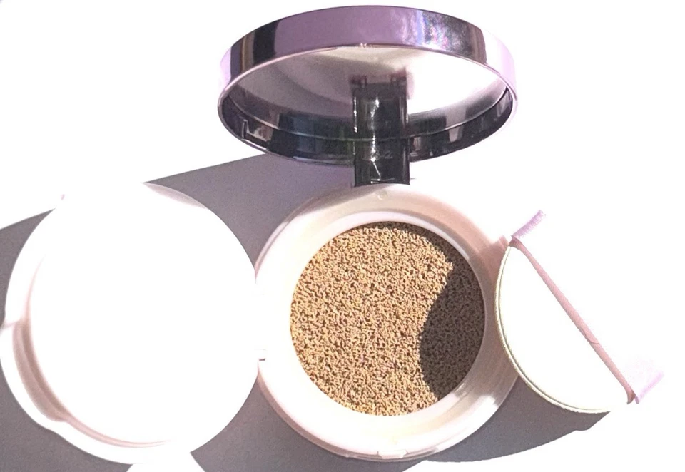 L’oreal Nude Magique Cushion Dewy Glow Foundation 14,5g 09 Beige - Bild 3 von 3