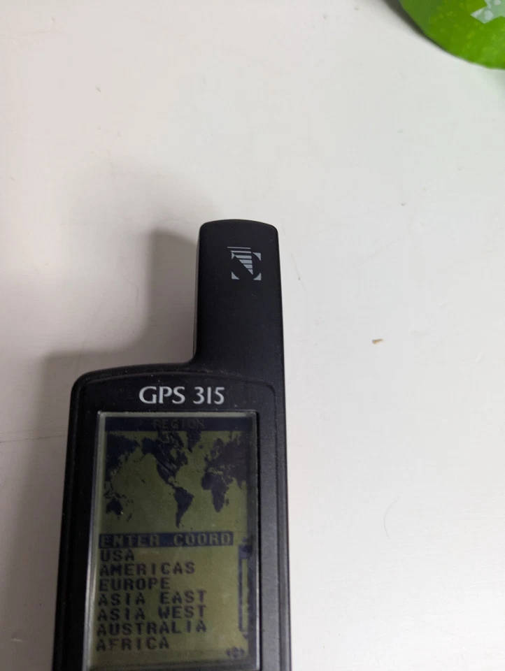 Magellan GPS 315 Personal Navigator Hiking Geocache - Image 2 of 4