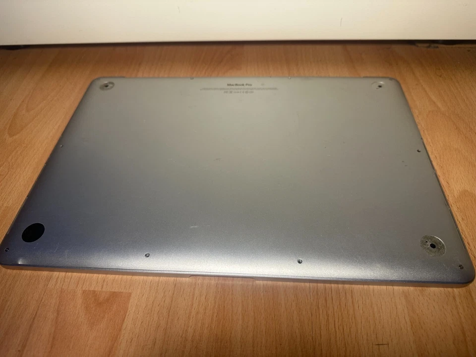2012 Apple MacBook Pro 15 Zoll Intel Core i7 3. Gen, 2,60 GHz, 16GB Nvidia GT650 - Bild 2 von 4