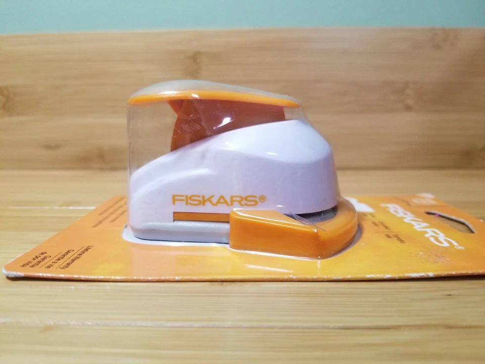 Punzón de palanca de esquina compacto Fiskers "desplazamiento" álbum de recortes fabricación de tarjetas hágalo usted mismo boda Foto 4 de 4