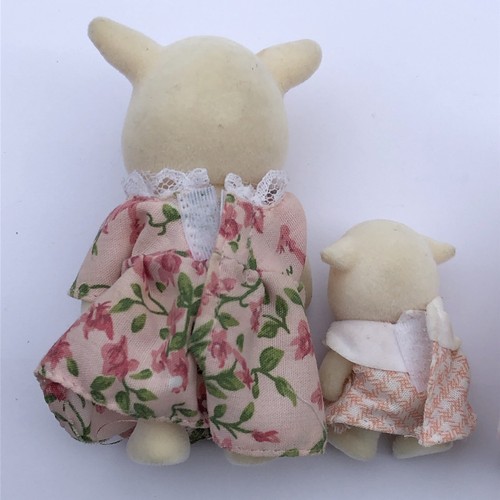 Epoch Sylvanian Families Goat family set of 4 Vintage Calico Critters rare - Picture 6 of 8