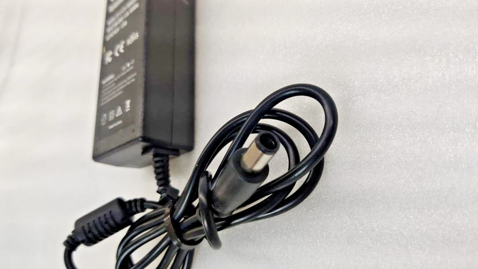 Genuine Sunydeal 19.5V 3.34A 65w Replacement AC Adapter DRAGON PIN With UK Plug - Image 3 of 4