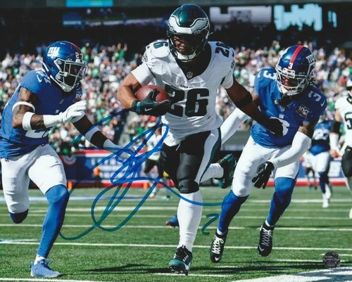 Saquon Barkley Signed Autographed Philadelphia Eagles 8x10 Photo with COA/Holo
