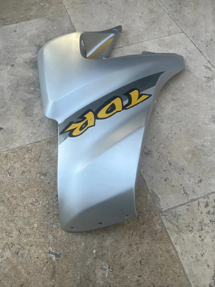 125 Tdr flanc carénage avant Droit 4fu-5ae yamaha 1993 - 2004 - Photo 3/4