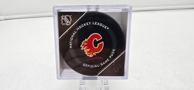 Calgary Flames Inglasco NHL Official Game Hockey Puck In Cube NEW