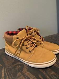 children's place boys shoes