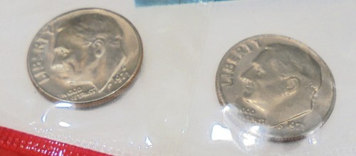 Nice 1971 P ,D Choice Uncirculated Roosevelt Dimes # 196 - Picture 5 of 5