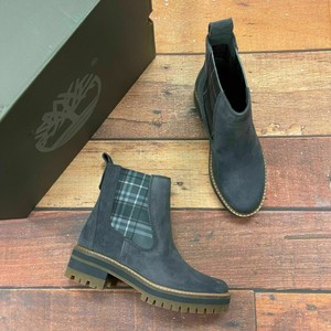 women's courmayeur valley chelsea boots olive