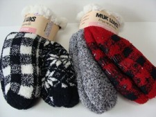 NWT Women's MUK LUKS 4 Pairs Short Cabin Socks One Size Slipper Non-Skid Red NEW