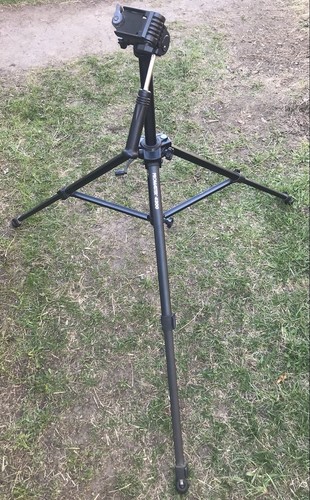 Promaster 4300 Telescoping Tripod W/Quick Release Plate - Picture 2 of 13