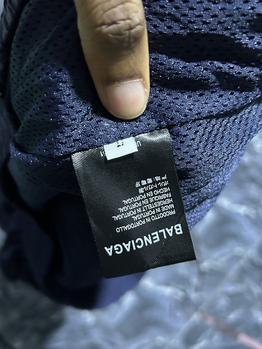 Balenciaga Windbreaker Size L cropped fitting Blue Black Balenciaga Windbreaker Size L cropped fitting Blue Black