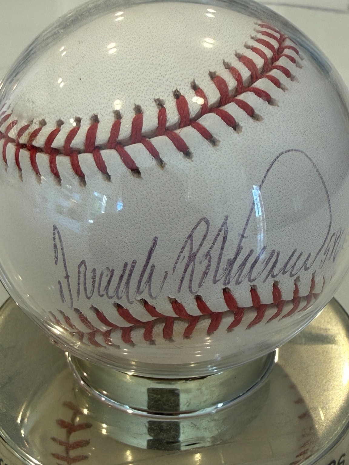 Frank Robinson Autographed Baseball 586 HRS Inscription Rawlings Official AL Bal view 2
