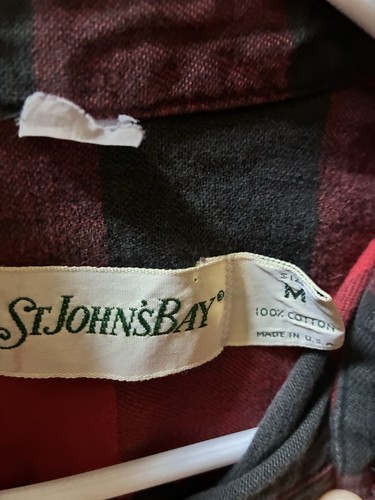Vintage St.John's Bay 90's Boxy Buffalo Plaid Flannel-Medium Made in USA - Picture 3 of 4
