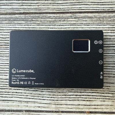 Lume Cube LC-PANELMINI1 5W Bicolor Panel Mini LED - USB C Mini Light Panel