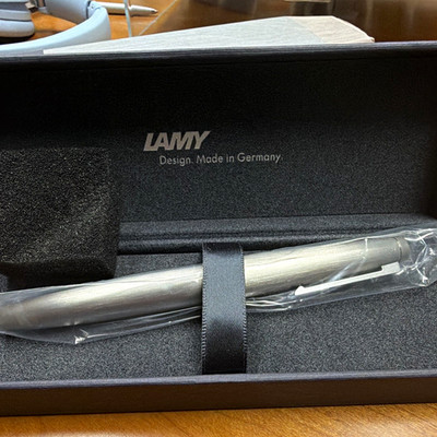 LAMY 2000 Fountain Pen - Stainless Steel/METAL. M Nib NEVER INKED!  SEND OFFERS