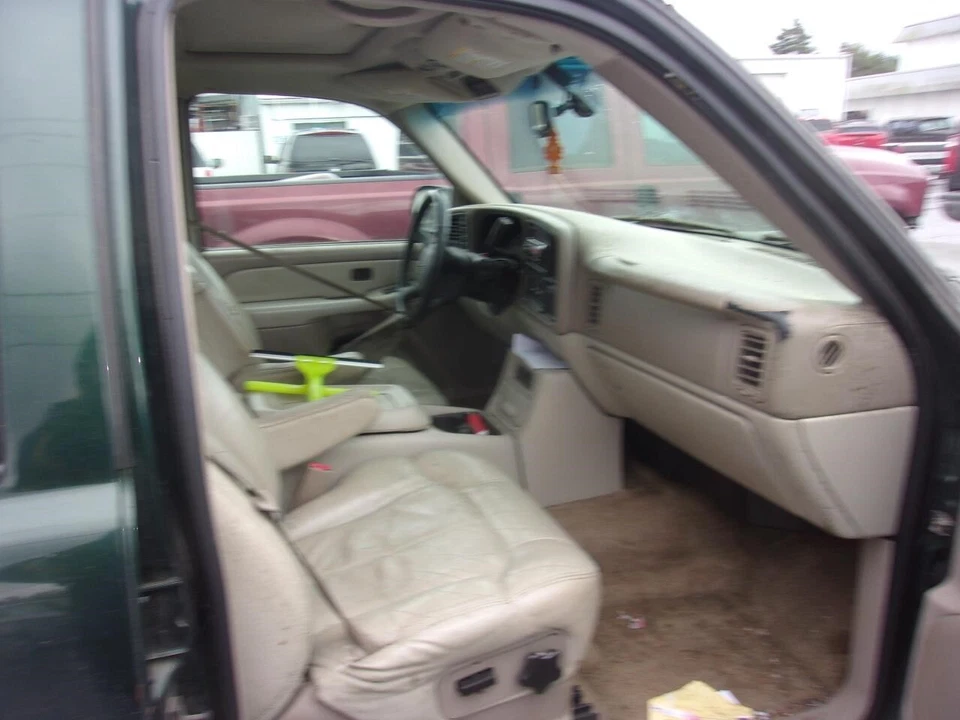 Used Transfer Case Control Module fits: 2002 Chevrolet Tahoe Transfer Case LH da - Image 4 of 4