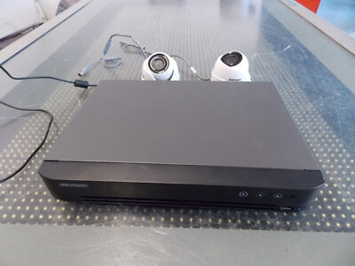Hikvision Digital Video Recorder DS-7204HUHI-K1/P + 2x Kamera (2412-62), MwSt