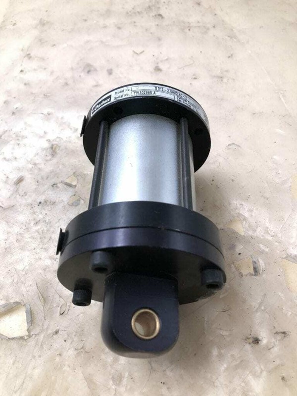 Parker STPE-2.00X2.50-2 Pneumatic Compact Cylinder 250PSI 2" Bore 2.5" Stroke