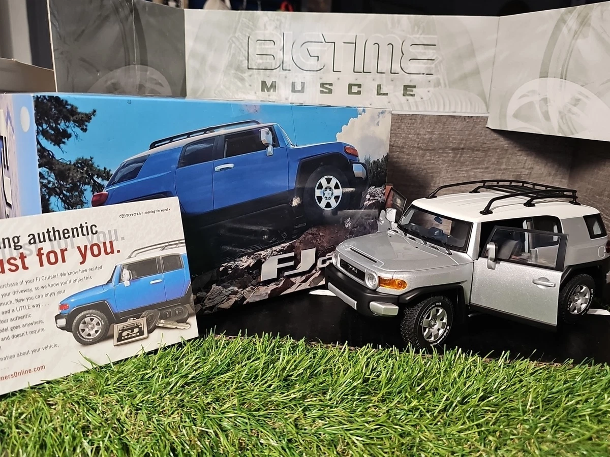 Toyota FJ Cruiser Contemporary Manufacture Diecast Cars, Trucks