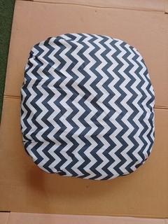 Snoooz Anti Bacteria Mattress Pet Bed 80x75x10cm Dog/Puppy Cat Washable Zig Zag
