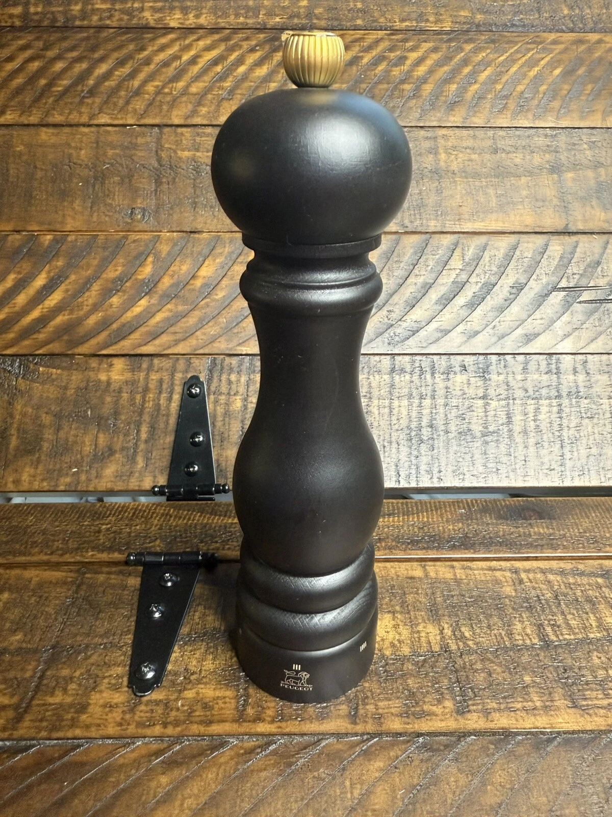William Sonoma Peugeot Paris France Pepper Mill Adjustable 9” Black Beechwood OB
