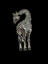 PD Premier Designs Silver Tone Giraffe Brooch 2.5 Inch Collectible Pin