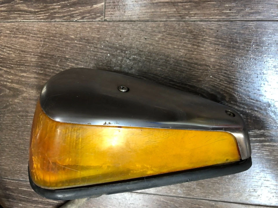 Volkswagen Beetle: 1970, 1971, 1972, 1973, 1974, 1975 - 1979, intermitente izquierdo Foto 3 de 4