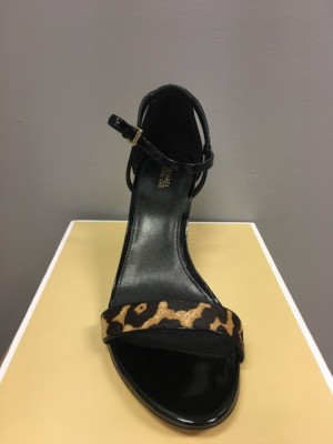 New Women’s Michael Kors Simone Mid Sandals Natural/Black Size 10